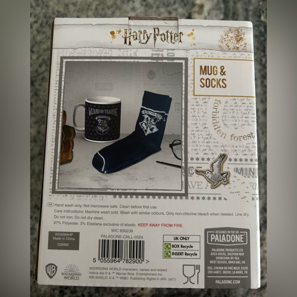 Harry Potter Hogwarts Mug & Socks Wizard Training Gift Set Wizarding World NEW - Picture 4 of 5